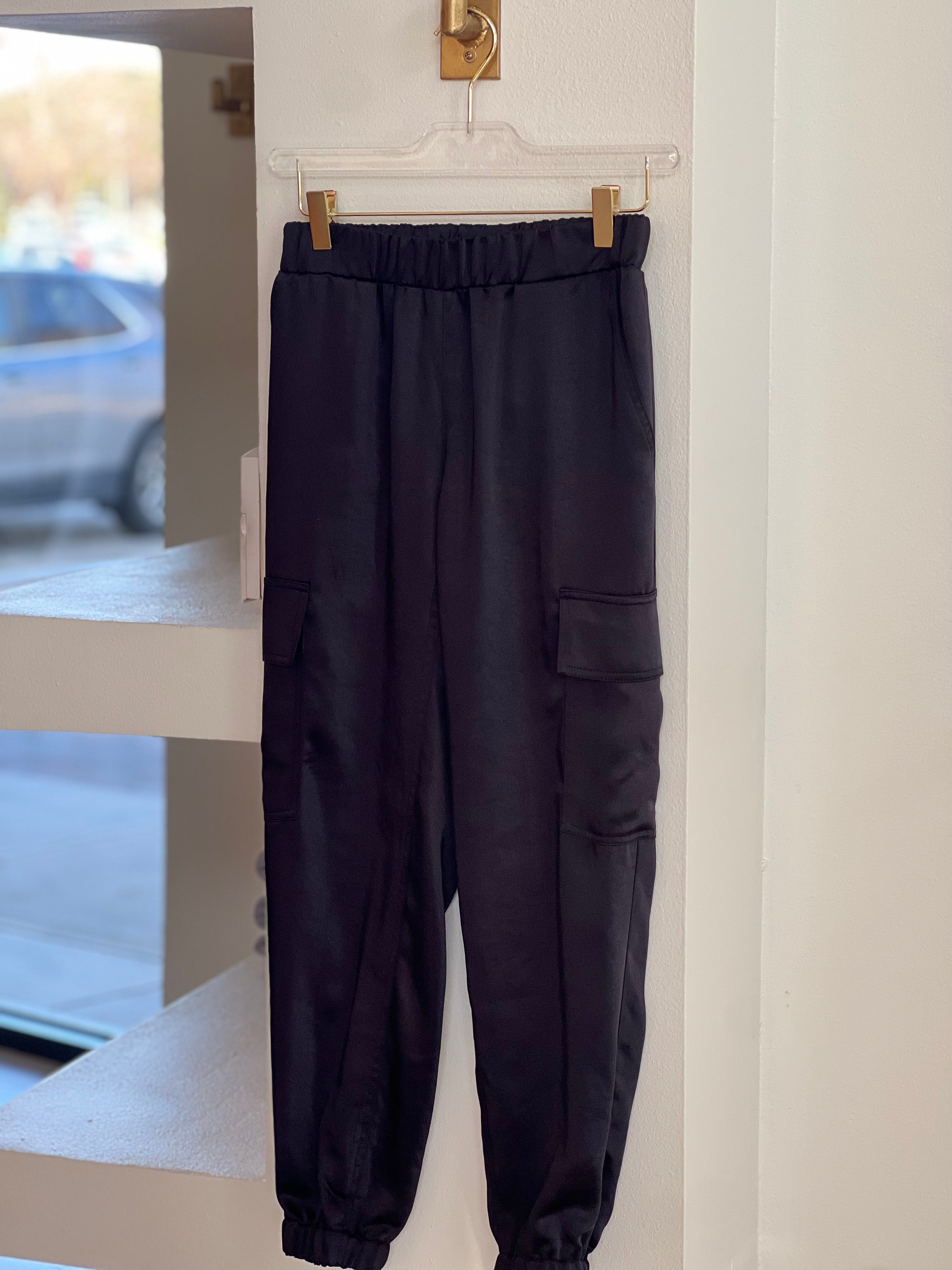 Js6493 Black Satin Jogger