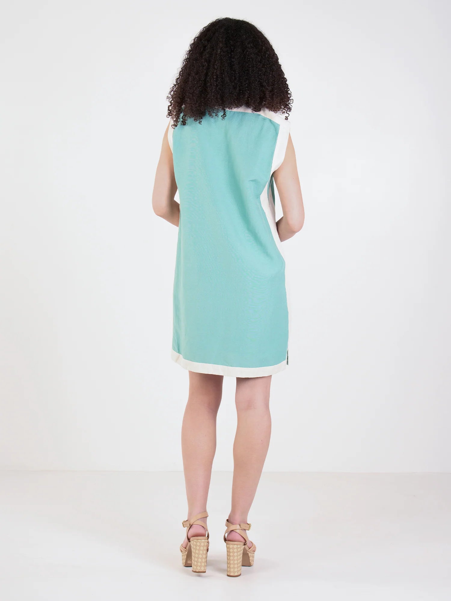Em261 Linen Shift Dress