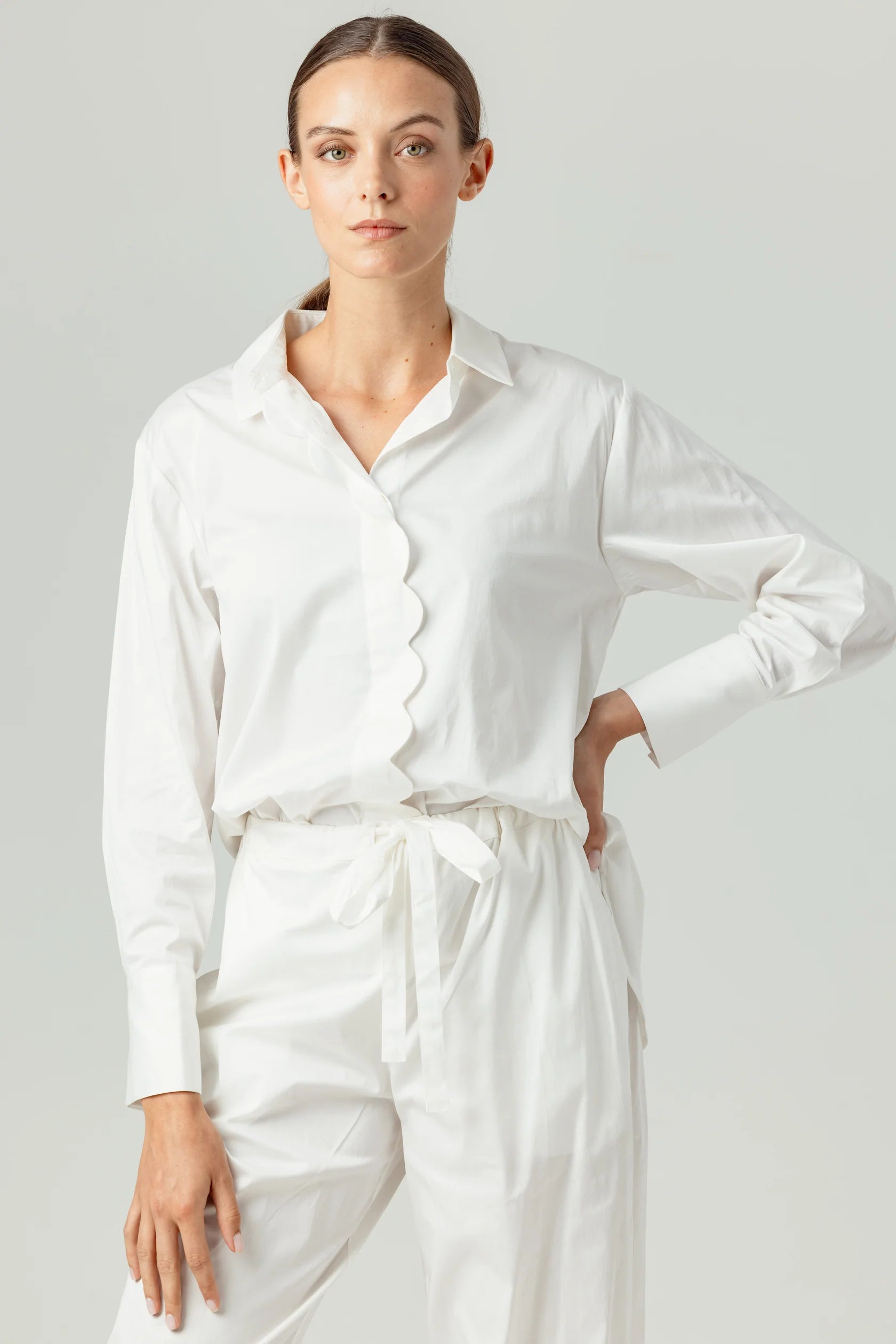 Su012 Scalloped Poplin Top