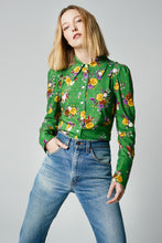 Load image into Gallery viewer, Sm2371 Green Floral Blouse
