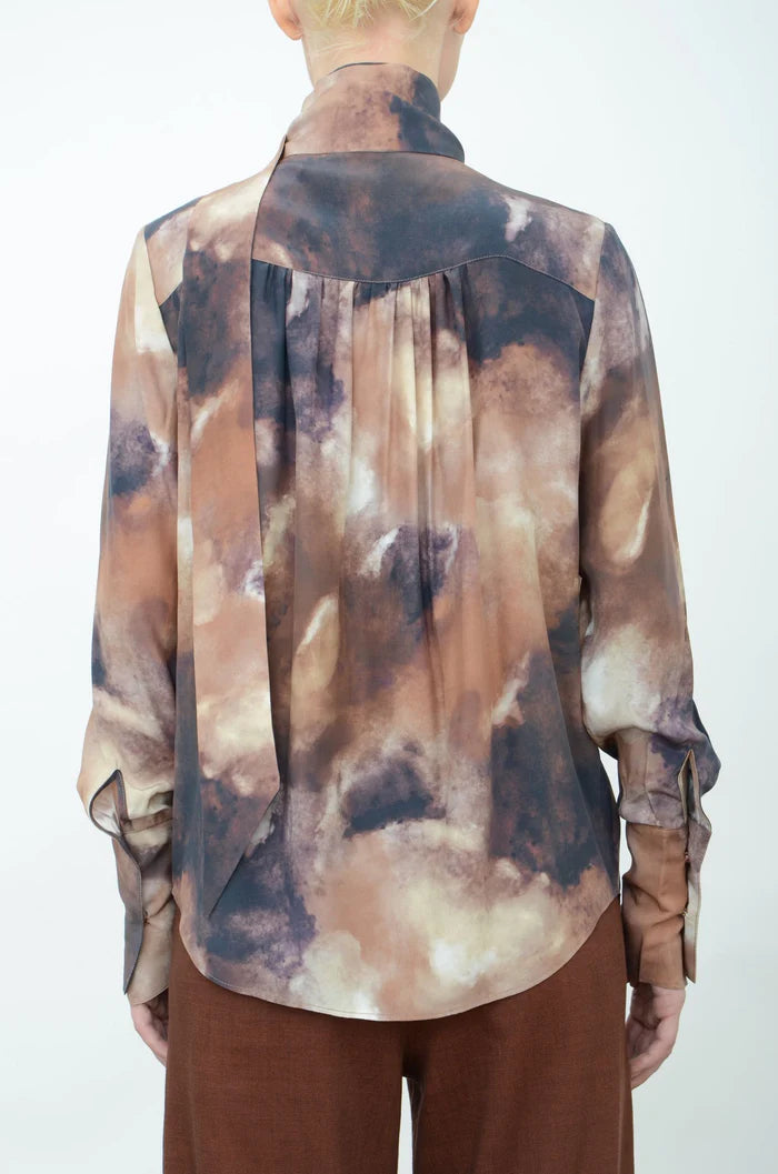 El8657 Tie Dye Camo Blouse