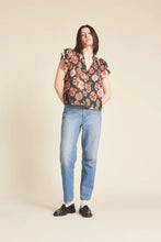 Load image into Gallery viewer, Tr1294 Carnation Vneck Top
