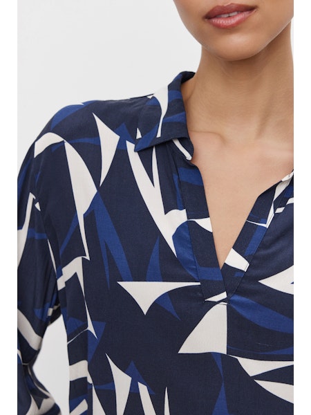 Vecarah Navy Print Popover Top